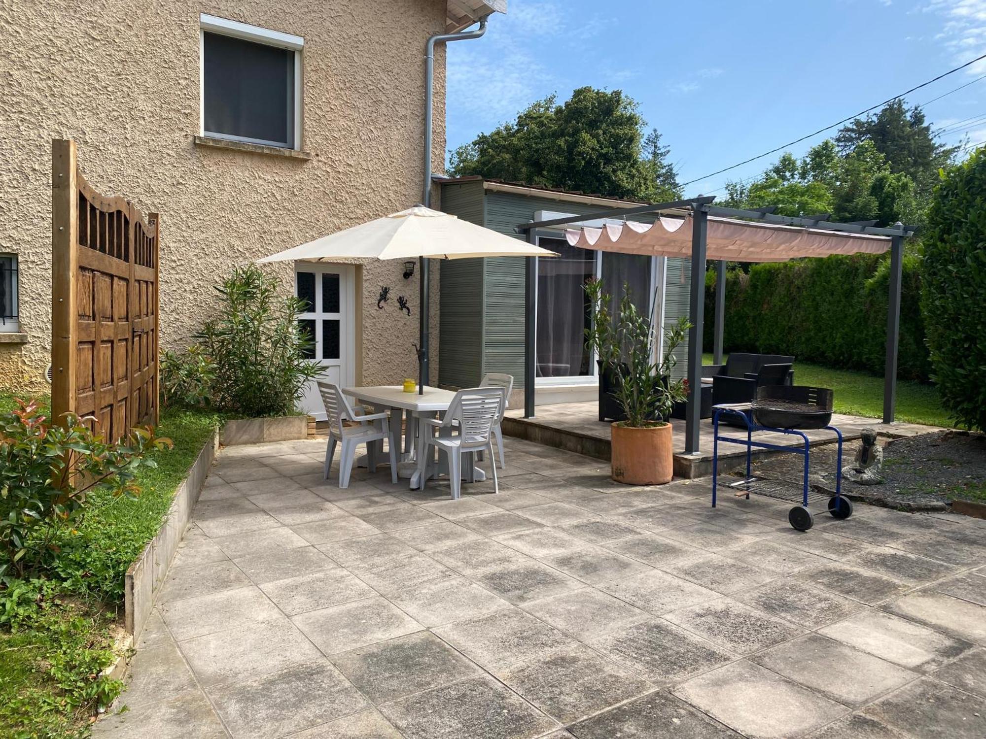 Gite Des Chabaudieres Chaneins Exterior photo